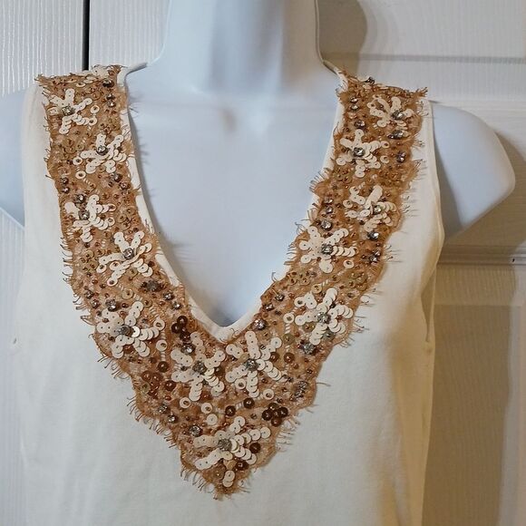 Michelle Antonelli  cream color sleeveless light weight sweater  Sz S NWT - Picture 2 of 5